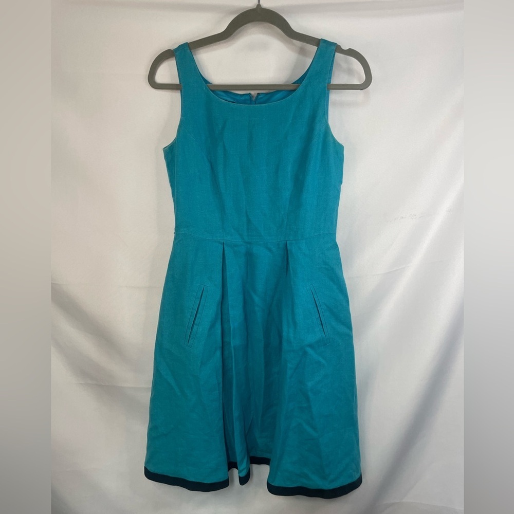 Talbots Irish linen 50s style dress with pockets and it’s lined! Some wear shown